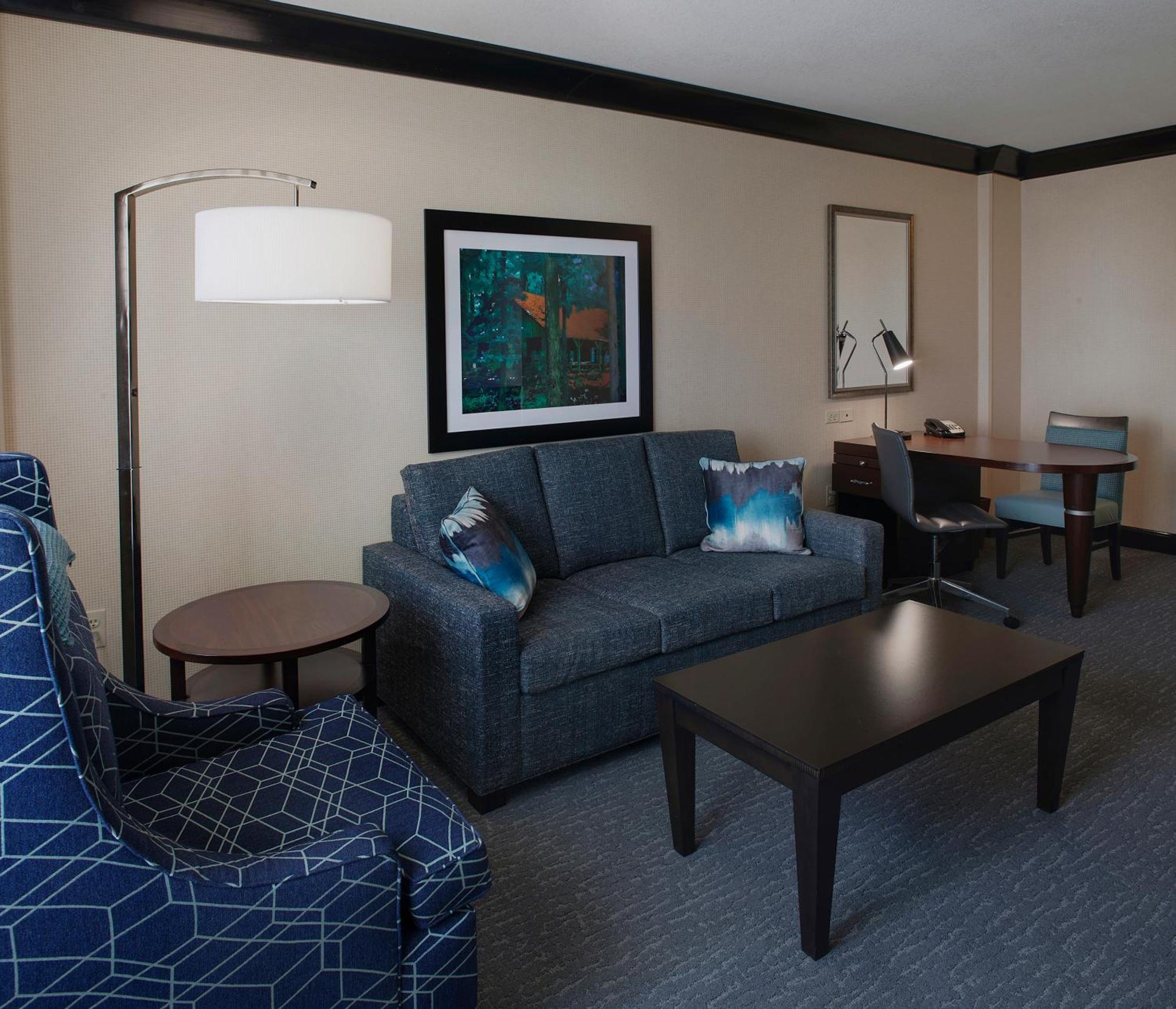 Doubletree Suites By Hilton Bentonville Exterior foto